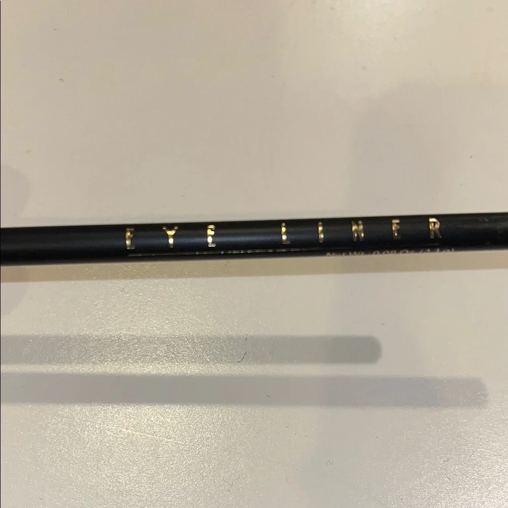 Markwins Black and brown Eyeliner Pencil set